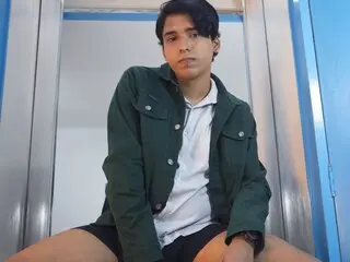 AlexMaximo nude