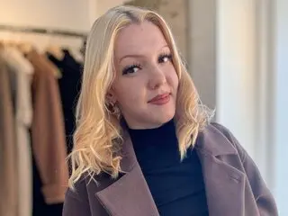AlexandraPiche cam