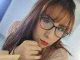AmberFernandez shows