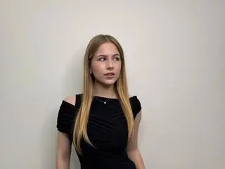 AndreaMawk livejasmin.com