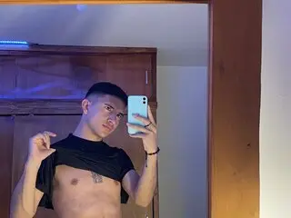 AronAdams camshow