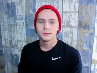 CuteColinForU nude