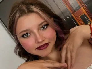 EllyCampbell hd