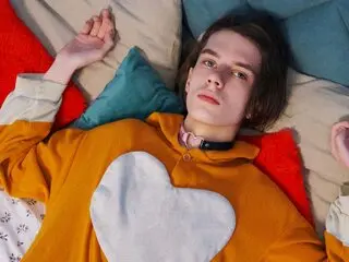 JohnnyAzriel videos