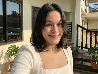 LaraSnow recorded