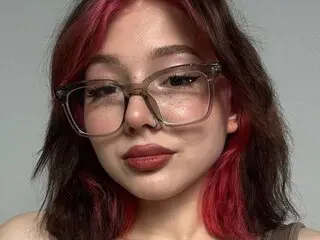 LessyGrayce cam