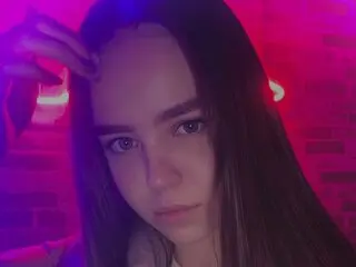 LinTeen live