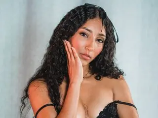 LucianaCos livejasmine