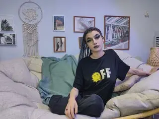 NikaHilton live