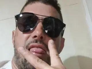 PabloBrinas ass